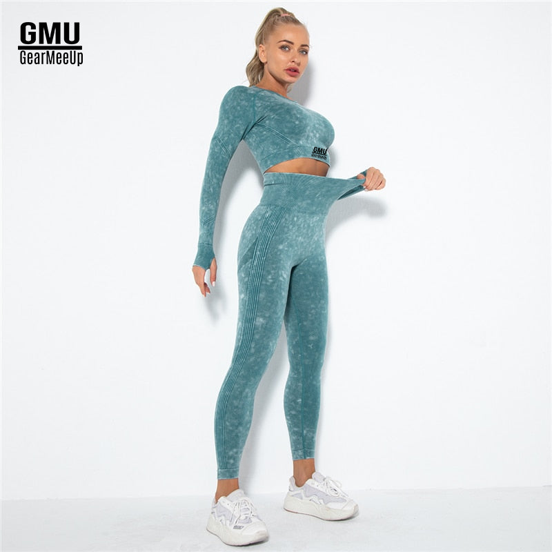 Sculpt Dry Long Sleeve Crop Top
