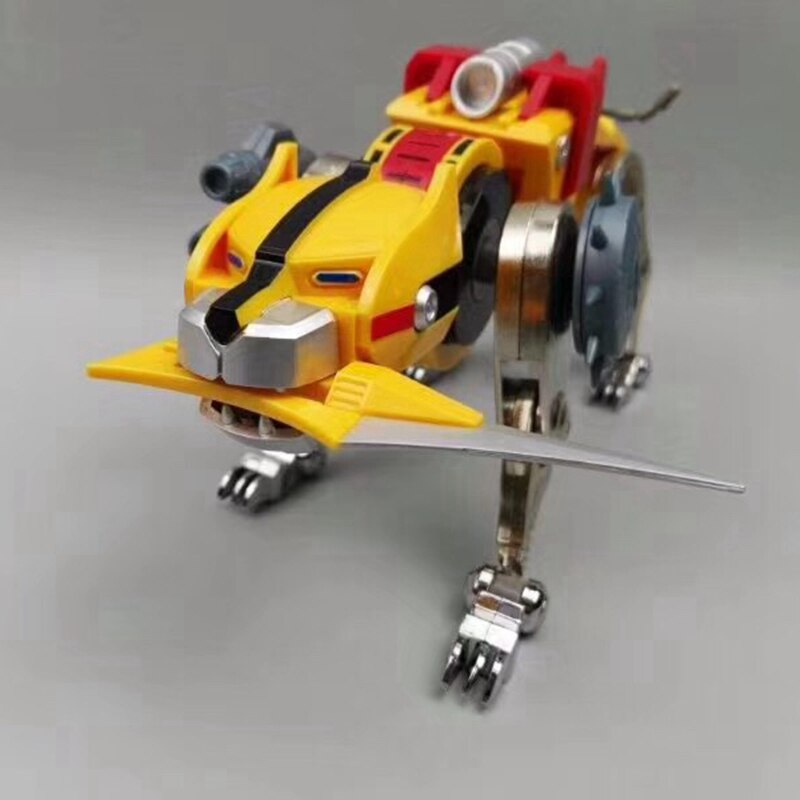 Voltron Lion Action Figure - GearMeeUp