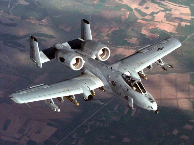 A-10 Thunderbolt Fighter Bomber Model - GearMeeUp