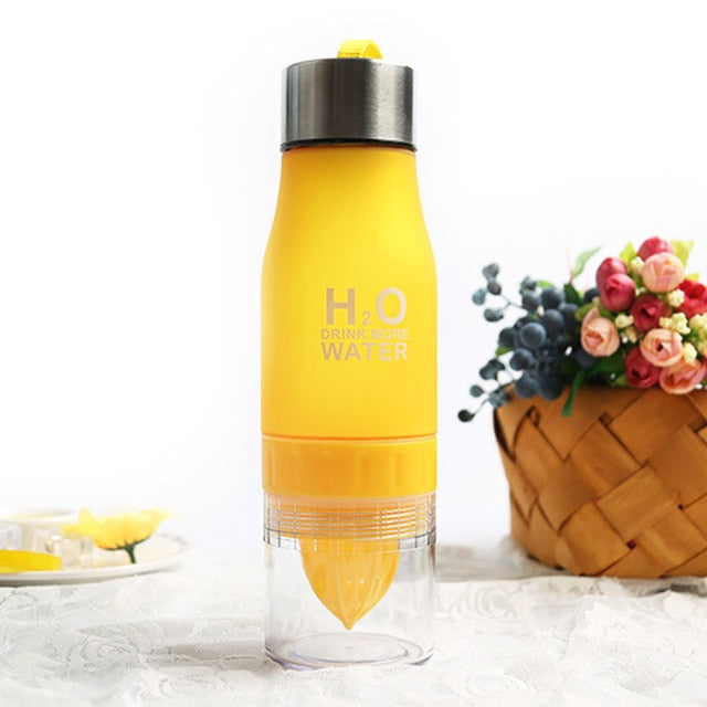 High Quality Fruit Infuser Water Bottle - GearMeeUp