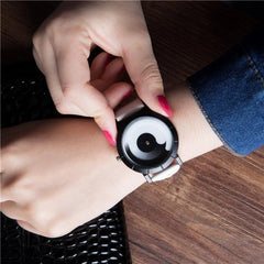 Minimalist Vortex Leather Wristwatch - GearMeeUp