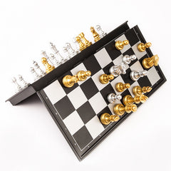 High Quality Medieval Chess Set - GearMeeUp