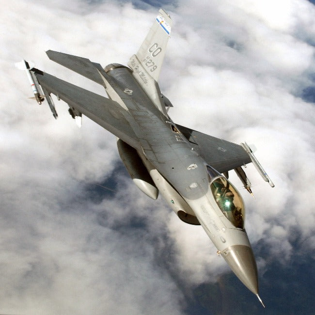 F-16 Falcon Fighter Assembled Aircraft Model - GearMeeUp